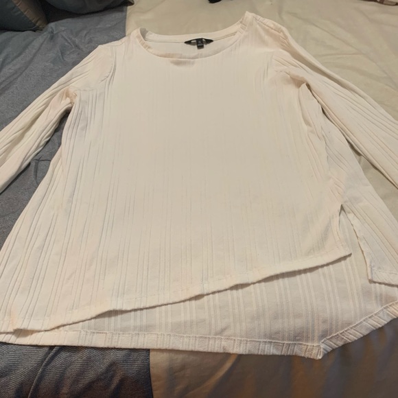 Simply Vera Vera Wang Tops - 🔥🔥Being removed 2/28🔥🔥White long sleeve shirt